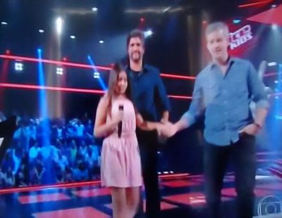 Divinopolitana, Mayra Rodrigues participa do THE VOICE KIDS e Vitor & Leo viraram a cadeira (vídeo)